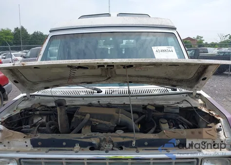 1991 Ford Econoline E150 Van from USA, damaged, VIN 1FDEE14N6MHA13731